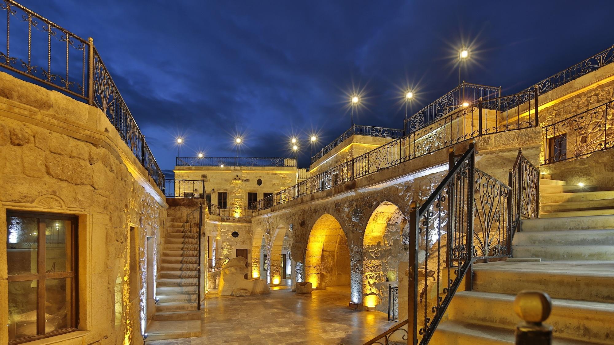 Golden Cave Suites Urgup Exterior photo